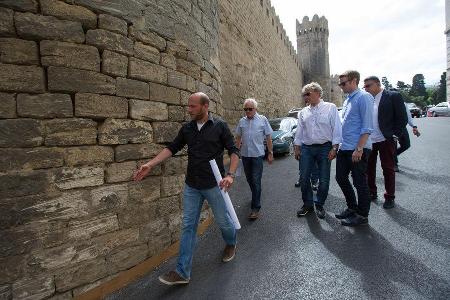 Charlie Whiting & Hermann Tilke - Inspektion - Baku Street Circuit 2016