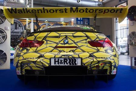 Mehr ist mehr. in diesem Falle eben mehr Flügelwerk für mehr Downforce.