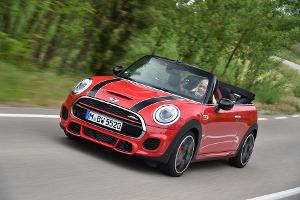 Mini John Cooper Works Cabrio im Fahrbericht