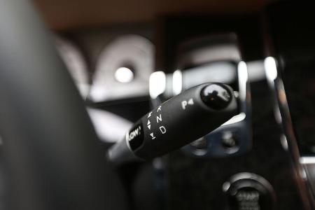 Rolls-Royce Ghost, Lenkradhebel