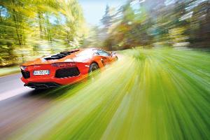 Lamborghini Aventador LP 700-4 im Test