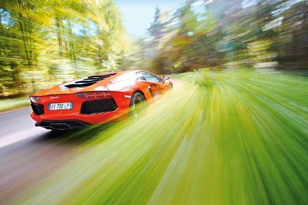 Lamborghini Aventador LP 700-4, Seitenlinie Lamborghini Aventador LP 700-4, Seitenlinie