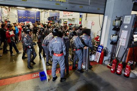 Impressionen - 24h-Rennen Nrburgring 2015 - Nordschleife - Sonntag - 17.5.2015
