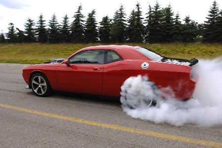 Durch die Triebwerksadaption wurde der Dodge Challenger zum echten Musclecar.