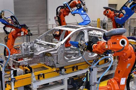 Jaguar XE, Produktion
