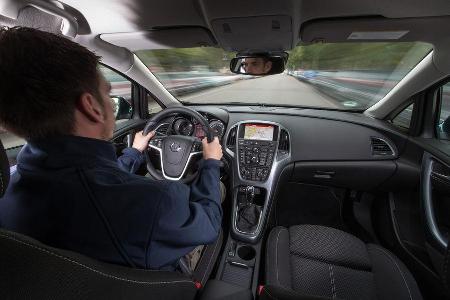 Opel Astra Sports Tourer 1.6 CDTI, Cockpit, Fahrersicht