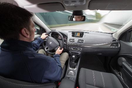 Renault Mgane Grandtour Energy dCi 110, Cockpit, Fahrersitz