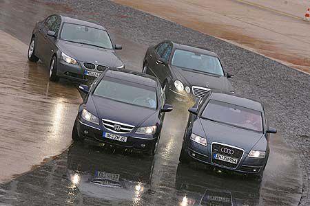 Der Honda Legend SH-AWD fordert die deutsche Allrad-Konkurrenz heraus.