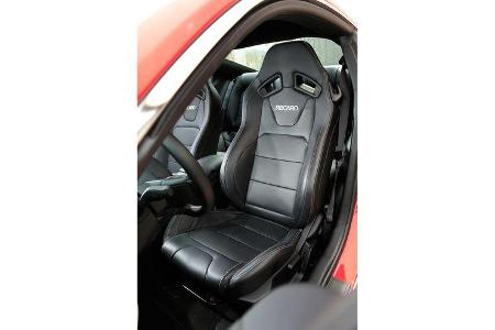Ford Mustang GT 5.0 Fastback, Fahrersitz