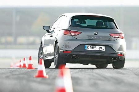 Seat Leon Cupra 280, Heckansicht, Slalom