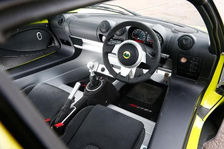 Lotus Elise S Cup, Cockpit