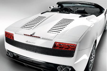 Lamborghini nimmt die Auto Show in Los Angeles zum Anlass, den Publikum den Gallardo LP 560-4 als Spyder zu zeigen