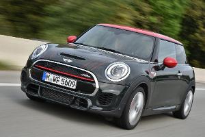 Mini Cooper John Cooper Works im Fahrbericht