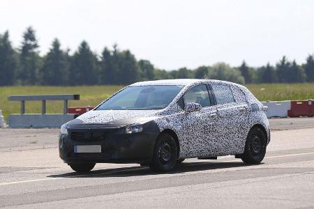 Erlkönig Opel Astra