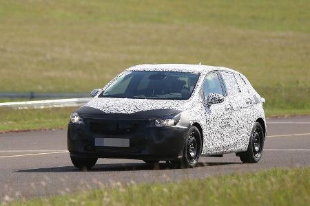 Erlkönig Opel Astra