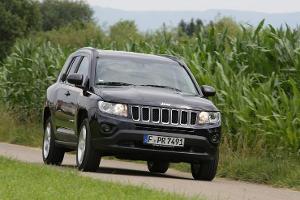 Jeep Compass 2.2 CRD Limited, Front, Frontansicht