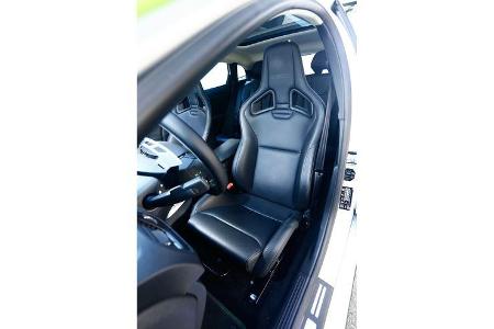 Heico-Volvo V40 T5 HPC, Fahrersitz