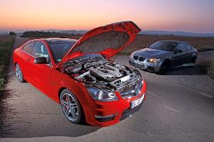 BMW M3 Coupe Competition, Mercedes C 63 AMG Performance Package, Motorhaube