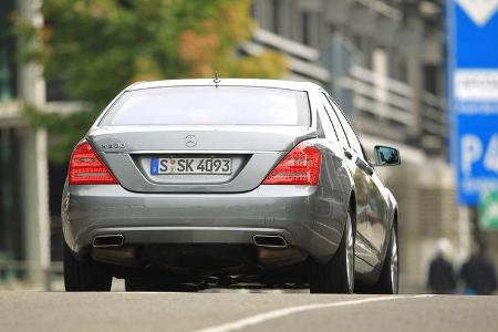 Mercedes S 500, Rückansicht