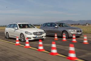 BMW 520i Touring und Mercedes E 200 T im Vergleich