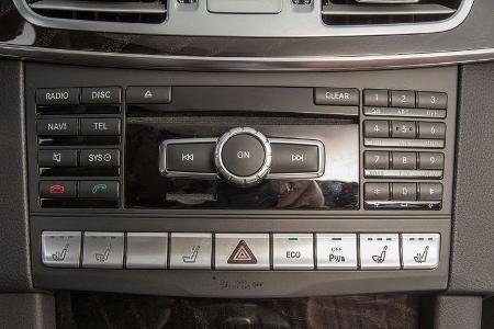 Mercedes E 200 T, Bedienelemente, Mittelkonsole