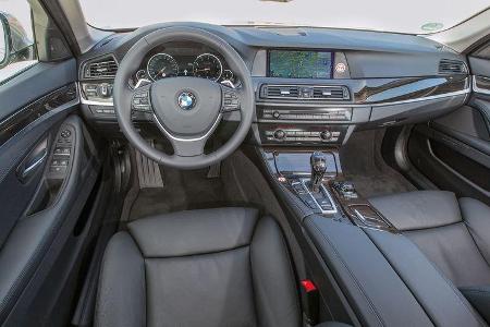 BMW 520i Touring, Cockpit, Lenkrad