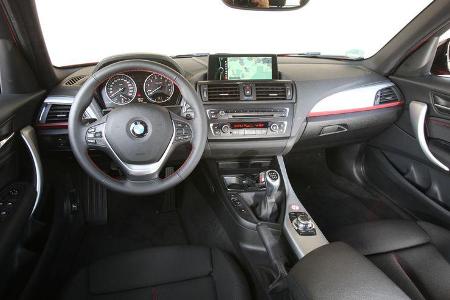 BMW 118i Sport Line, Cockpit