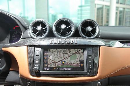 Ferrari FF, Navigation