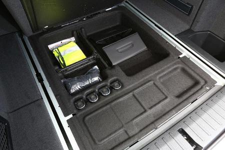 BMW X3 s-Drive 18d, Ablagefächer