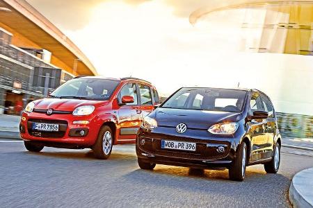Fiat Panda 0.9 8V Natural Power Lounge, VW Up Ecofuel high up BMT, Frontansicht Fiat Panda 0.9 8V Natural Power Lounge, VW Up Ecofuel high up BMT, Frontansicht