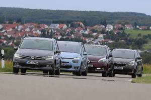 Grand C4 Picasso vs. Carens vs. Grand Scénic vs. Touran