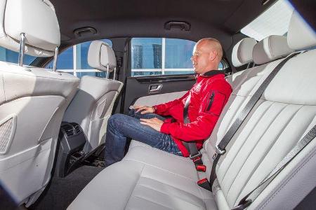 Mercedes E 400, Rücksitz, Beinfreiheit