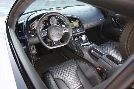 Audi R8 FSI Quattro, Cockpit, Lenkrad