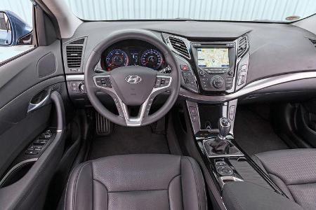 Hyundai i40 1.7 CRDi, Cockpit, Lenkrad