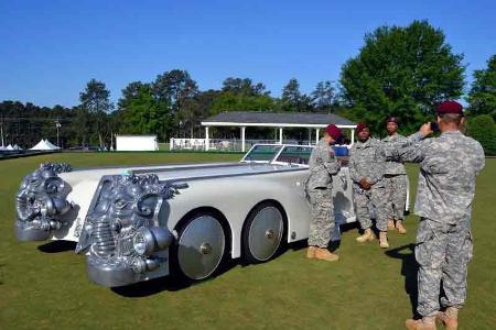 Nautilus Car Replica