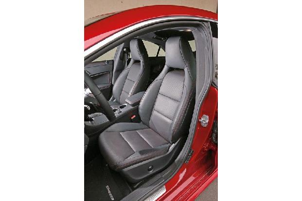Mercedes CLA 250, Fahrersitz