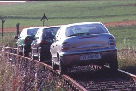Citroën Xsara 2.0 HDi, Fiat Brava 105 JTD, Peugeot 306 2.0 HDi Citroën Xsara 2.0 HDi, Fiat Brava 105 JTD, Peugeot 306 2.0 HDi