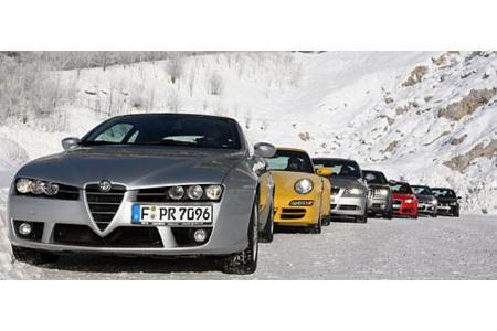 Starke Besetzung: Zum sport auto-Allradvergleich in Saalfelden traten der Alfa Brera 3.2 Q4, der Porsche 911 Carrera 4S, der...
