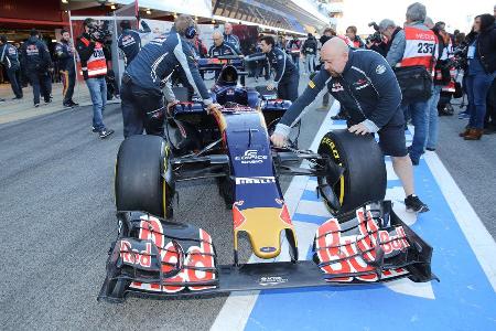 Toro Rosso - STR11 - Prsentation - 1. Mrz 2016