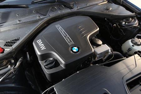 BMW 125i, Motor