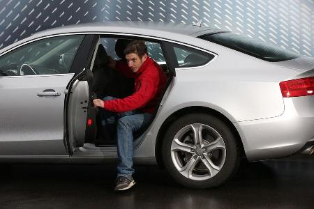 Audi A5 Sportback 2.0 TDI Ultra, Fondsitz, Aussteigen