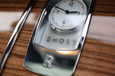 Rolls-Royce Ghost, Uhr