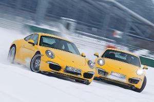 Porsche 911 Carrera S vs. Carrera 4S im Test