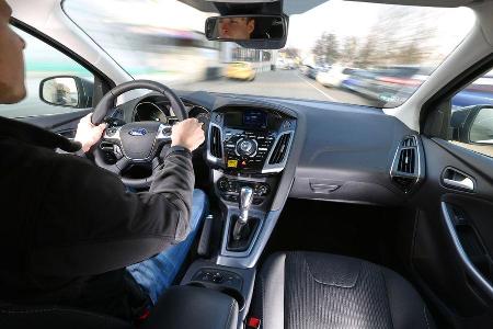 Ford Focus 2.0 TDCi, Cockpit, Lenkrad