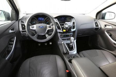 Ford Focus 2.0 TDCi, Cockpit, Lenkrad