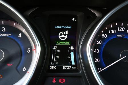 Hyundai i30 1.6 CRDI, Bildschirmanzeige, Rundinstrumente