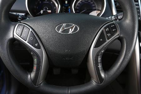 Hyundai i30 1.6 CRDI, Lenkrad, Bedienelemente