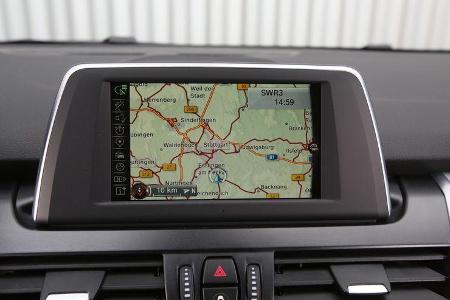 BMW 218i Active Tourer, Navi