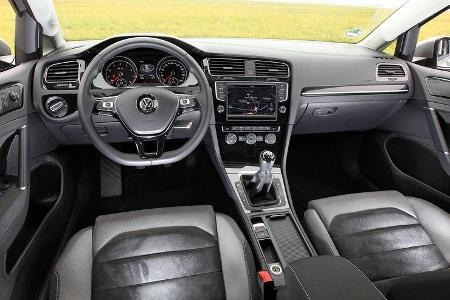 VW Golf 1.4 TSI, Lenkrad, Cockpit