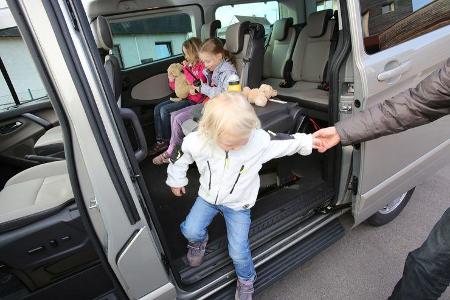 Ford Tourneo Custom, Seitentür, Trittstufe
